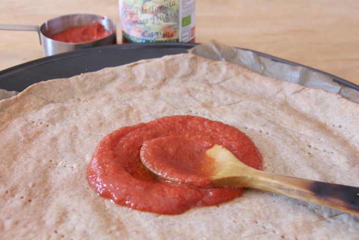 base-de-pizza-con-tomate